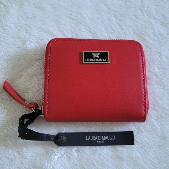 Laura Di Maggio Red❤ Zip Around Card💳 Case - NWT - Picture 12 of 16